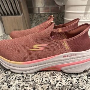 Skechers Pink Sneakers with Breathable Knit Mesh